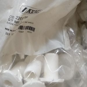 Врезка пластикова 1/2